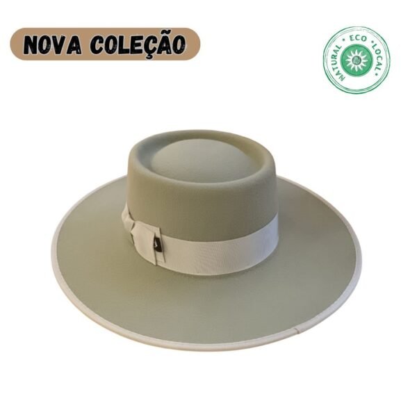 Chapéu de Feltro Verde Claro modelo à portuguesa aba larga, 9 cm